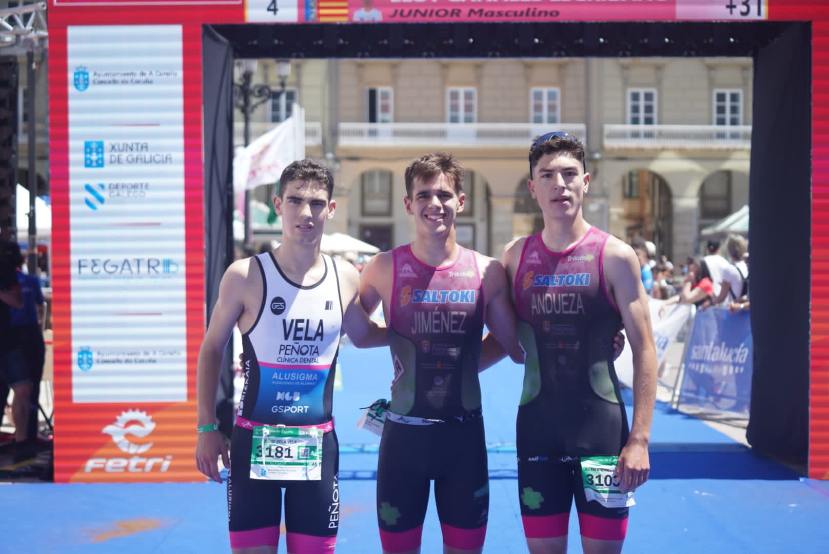 Saltoki Trikideak destaca en el Campeonato de España de Triatlón Olímpico en A Coruña